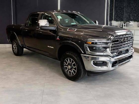 RAM 3500 6.7 I6 TURBO DIESEL LIMITED LONGHORN CD 4X4  AUTOMÁTICO